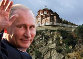 «Святой Володя Путин» и икона Николая Чудотворца в одном наборе в Пулково