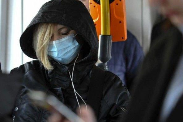 Надевать ли маску в общественных местах? Мнение жителей Новосибирска