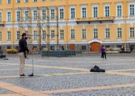 «Ишь ты, музыку они тут играют»: Полиция Петербурга борется с уличными музыкантами