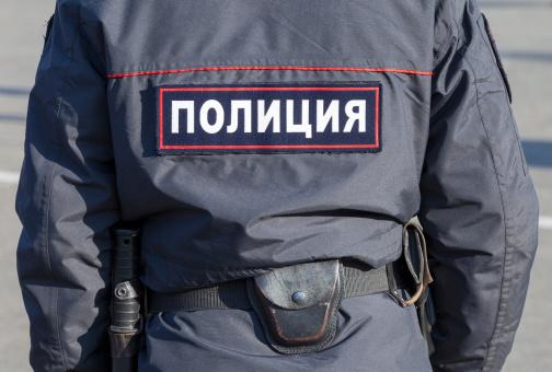 Хинкали и салат на 53 тысячи вместо денежной взятки получил полицейский из Новосибирска