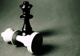 Шахматы обвинили в расизме и предложили уравнять права черных и белых фигур
