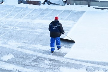 Петербургский активист Костров предупредил об ухудшении качества уборки снега