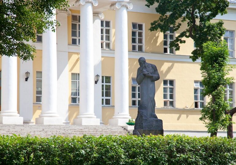В столице на нынешний год запланирован ремонт двух монументов Достоевскому