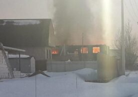 Потушен пожар двухэтажного дома в Тосненском районе