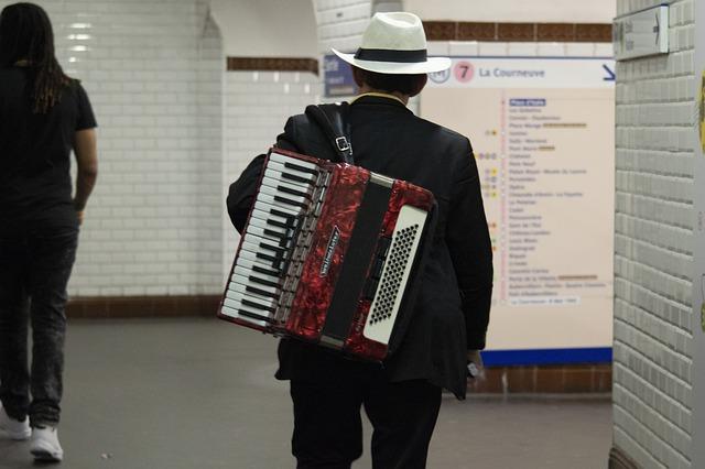 Проект «Музыка в метро» вновь запущен в Москве