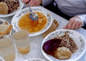 В Петербурге зафиксирован низкий уровень удовлетворения питанием в школах