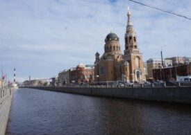 Туристы вернулись в Петербург: иностранцев вытеснили россияне