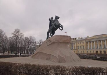 Соловейчик: чиновники в Петербурге должны получать зарплаты исходя из эффективности работы
