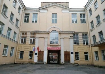 Выпускник ЛНМО Вялов назвал «сильным ударом» закрытие физмат-школы в Петербурге