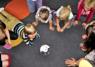 Психолог Вероника Кузьмина рассказала о помощи малышам в адаптации к посещению детского сада