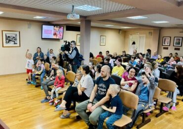 Пациенты петербургской Детской больницы №1 получили культурную терапию благодаря коту из Эрмитажа