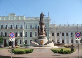 Мэр Одессы подтвердил намерение демонтировать памятник основательнице города Екатерине II
