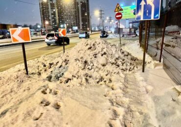 Петербуржцы посоветовали Беглову уйти в отставку из-за провала снегоуборочной кампании