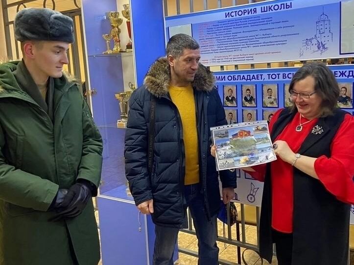 Акция «Подарок солдату» с посылками для бойцов состоялась в Выборгском районе Ленобласти