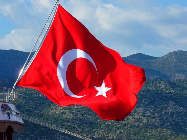 Якутия организовала доставку гуманитарной помощи в Турцию