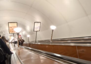 Поляков объяснил «ковровое» закрытие станций метро в Петербурге на ремонт «отсутствием вклада» в отрасль