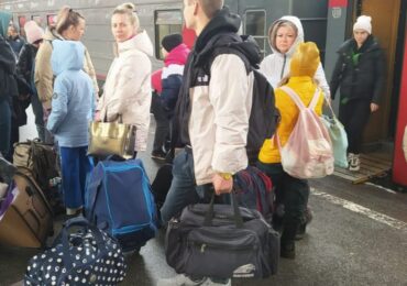 Группа детей из ЛНР приехала в Ленобласть на реабилитацию