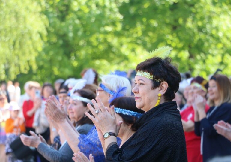Фестиваль «Старшие в городе» в Петербурге собрал более 4 тысяч человек
