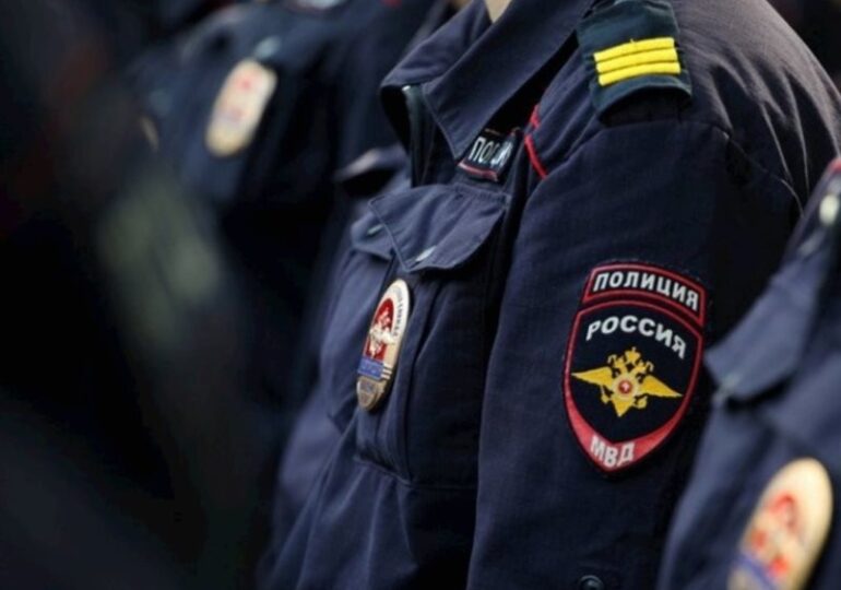 Полицейские Москвы объявили благодарность таксисту за проявленную бдительность