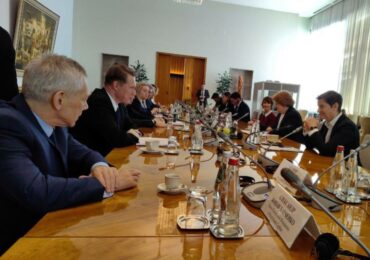 Министр здравоохранения РФ Михаил Мурашко встретился с премьер-министром Сербии