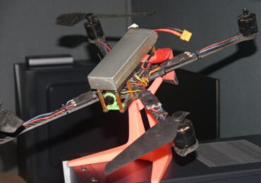 Операторы FPV-дронов из состава ВДВ разгромили четыре наблюдательных пункта ВСУ 